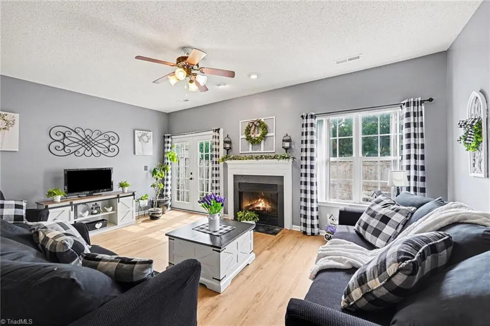 1406 Brittany Way Archdale, NC 27263