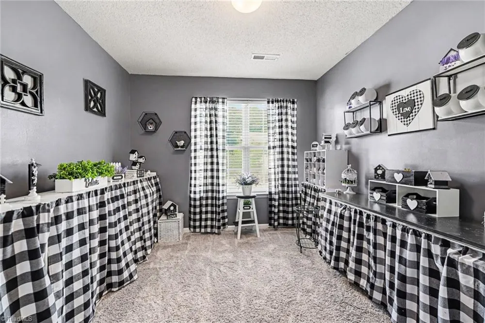 1406 Brittany Way Archdale, NC 27263