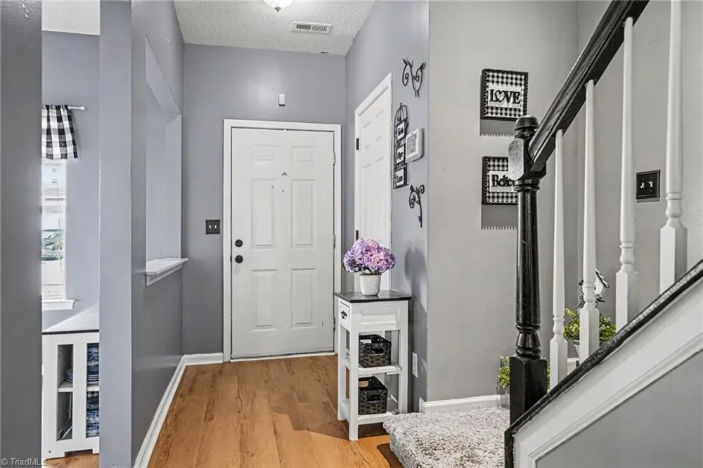 1406 Brittany Way Archdale, NC 27263