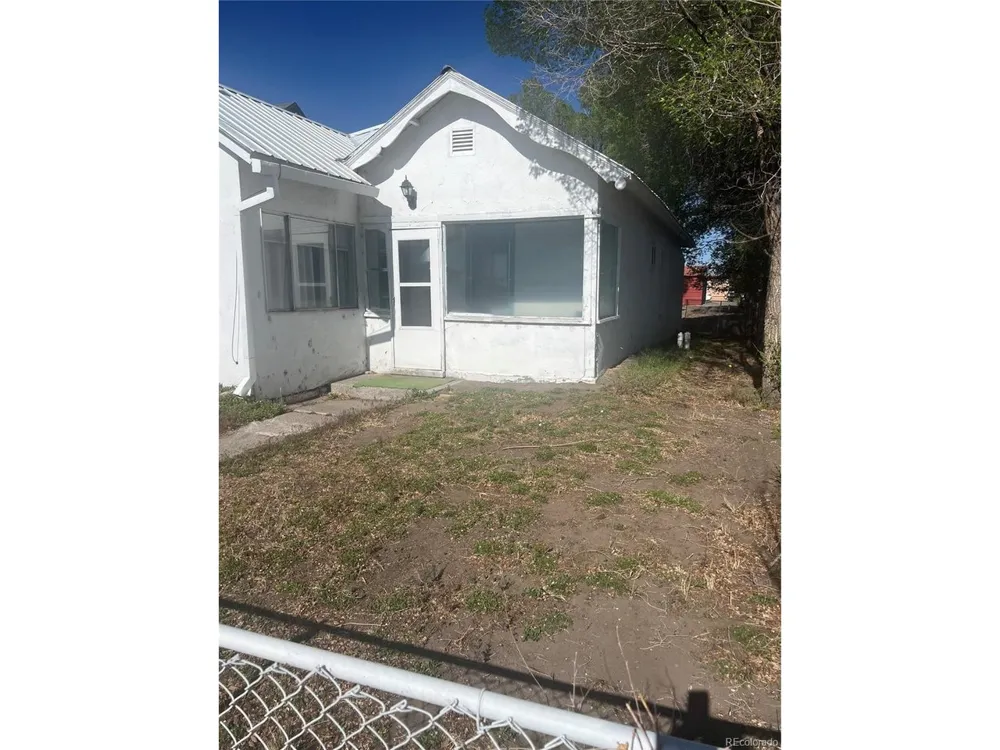 517 Ross Avenue Alamosa, CO 81101