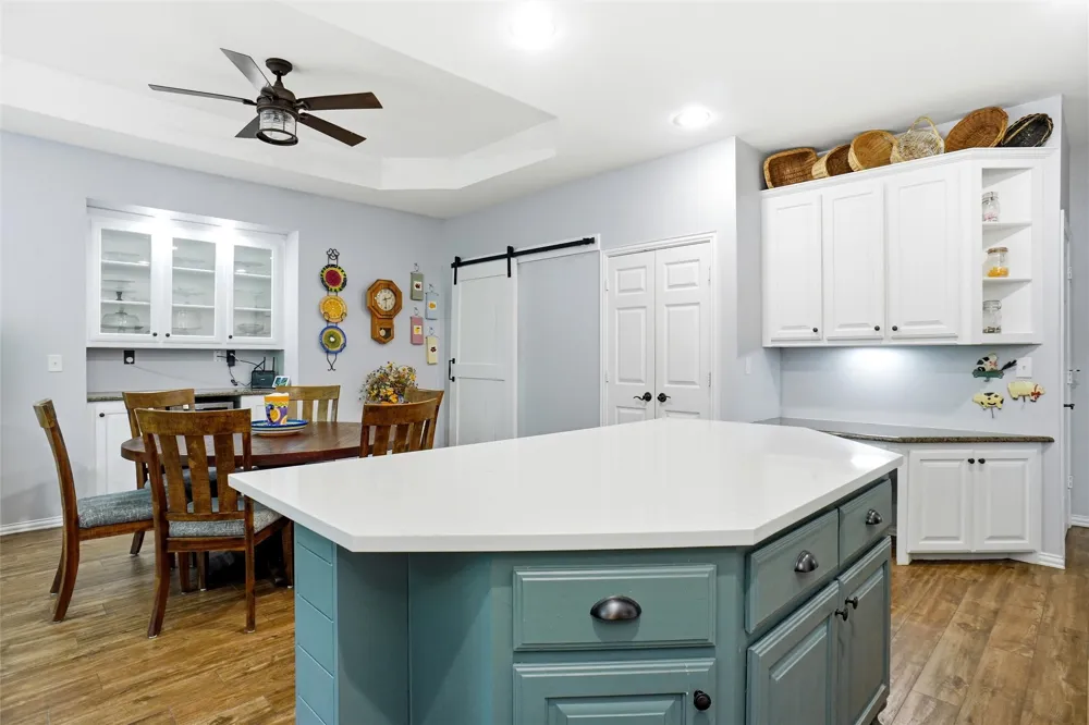 102 Manders Court Runaway Bay, TX 76426