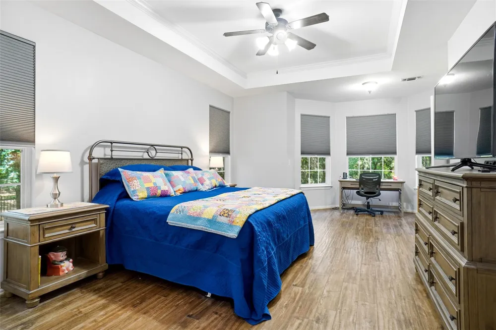 102 Manders Court Runaway Bay, TX 76426