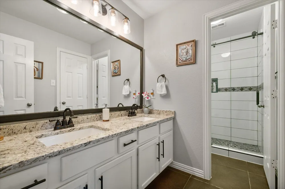 905 Killian Drive Mansfield, TX 76063
