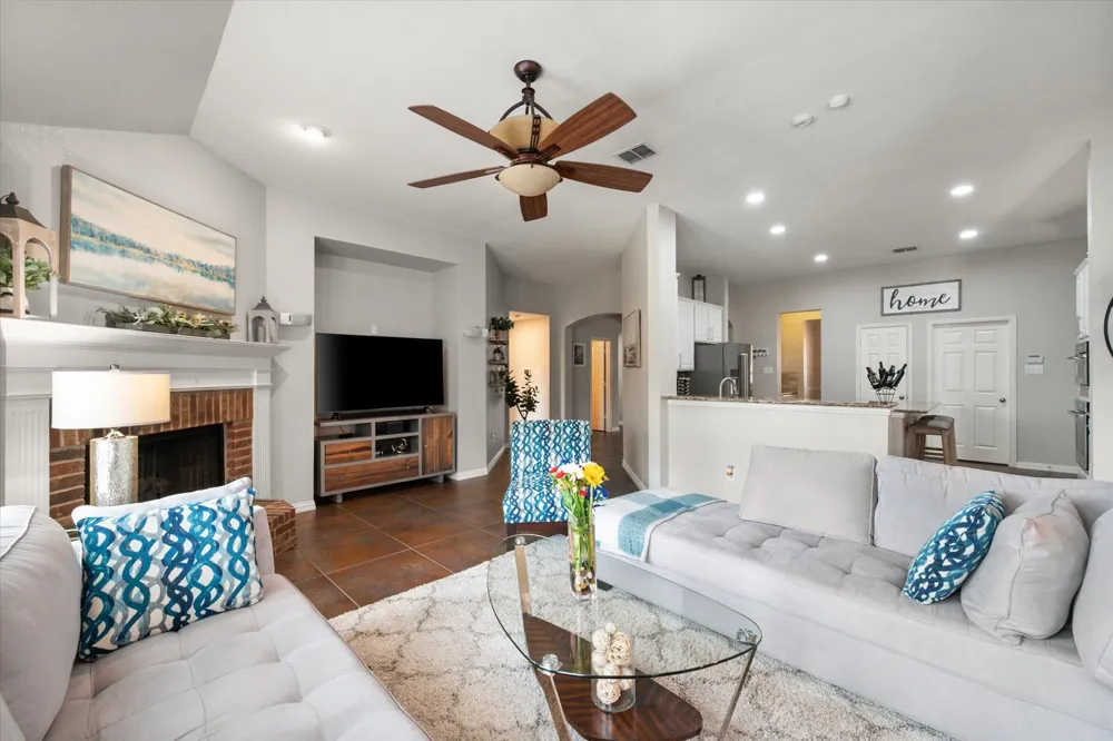 905 Killian Drive Mansfield, TX 76063