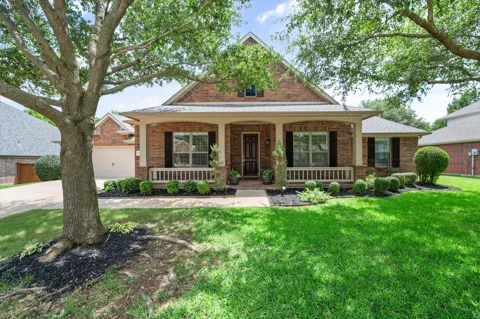 905 Killian Drive