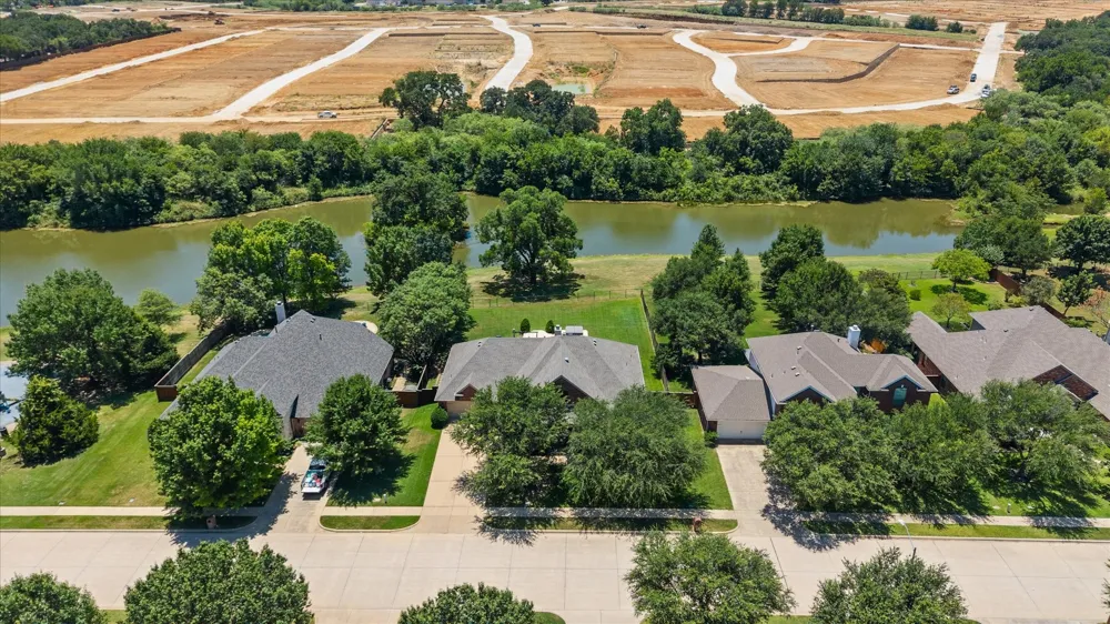 905 Killian Drive Mansfield, TX 76063