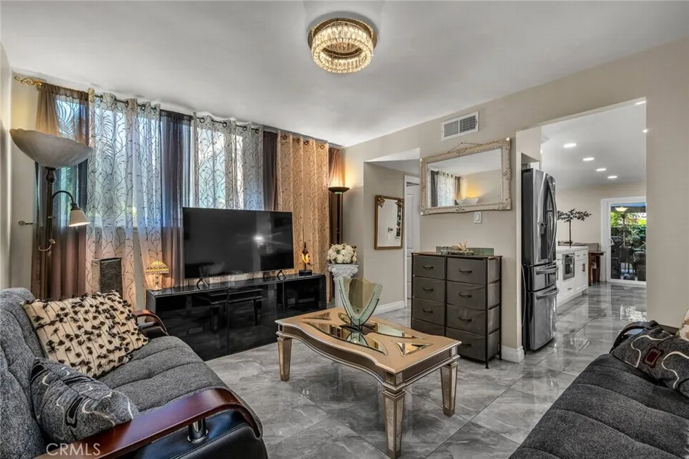 1948 Rolling Vista Drive #41 Lomita, CA 90717