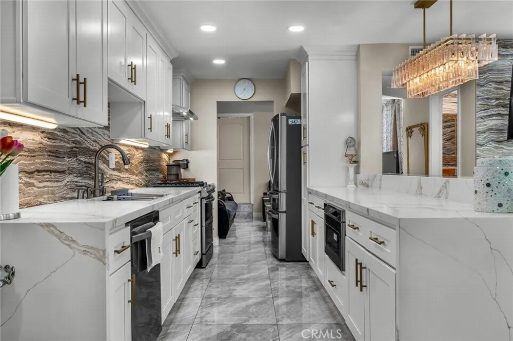 1948 Rolling Vista Drive #41 Lomita, CA 90717