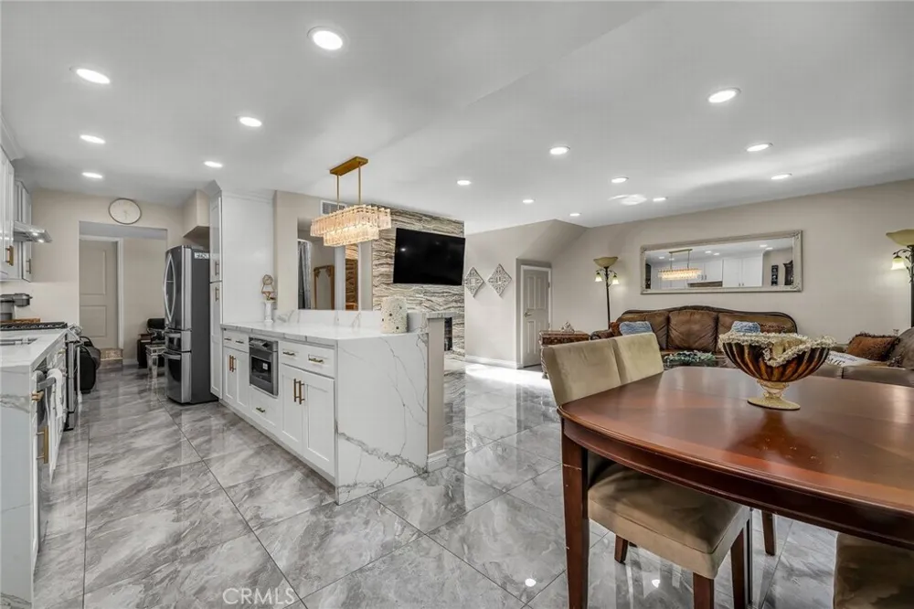 1948 Rolling Vista Drive #41 Lomita, CA 90717
