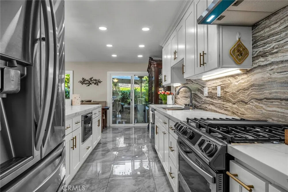 1948 Rolling Vista Drive #41 Lomita, CA 90717