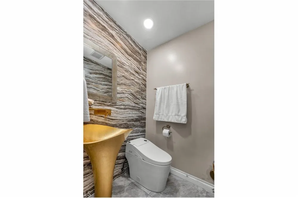 1948 Rolling Vista Drive #41 Lomita, CA 90717