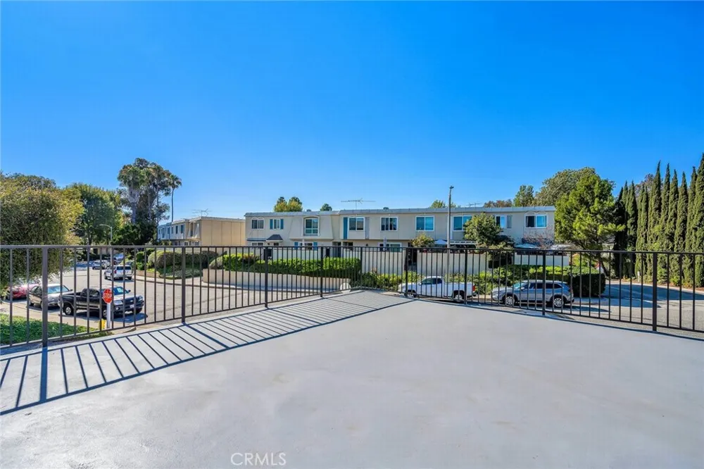 1948 Rolling Vista Drive #41 Lomita, CA 90717