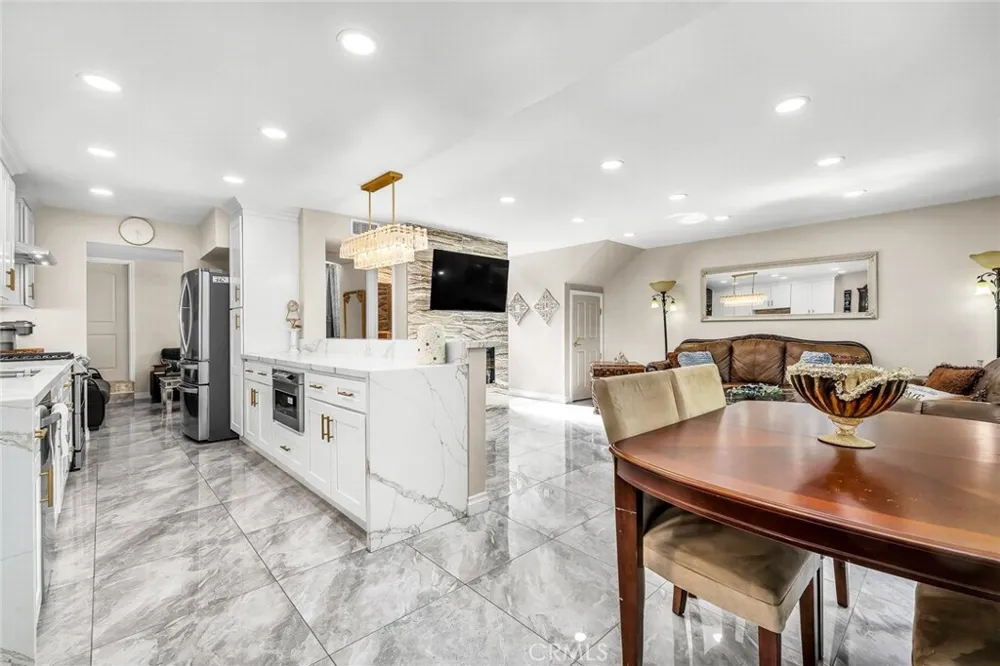 1948 Rolling Vista Drive #41 Lomita, CA 90717