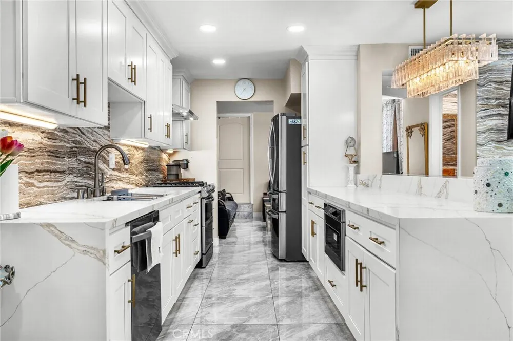1948 Rolling Vista Drive #41 Lomita, CA 90717