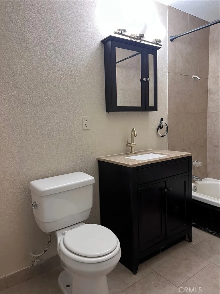 25346 Agate Barstow, CA 92311