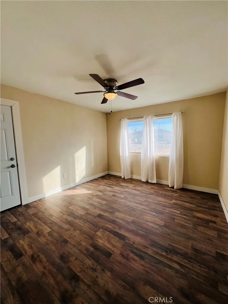 25346 Agate Barstow, CA 92311