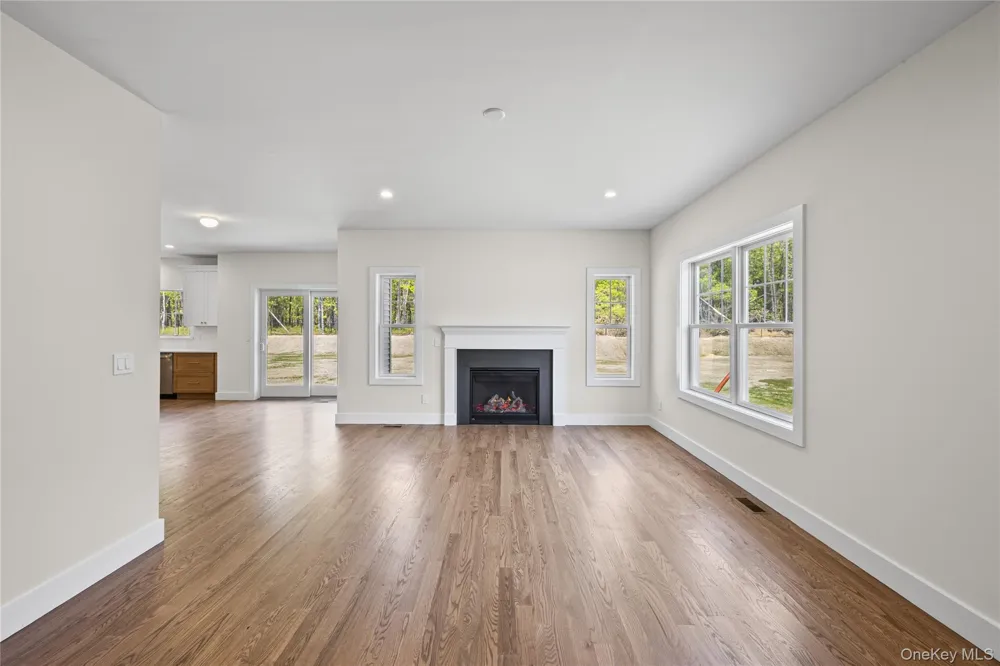 5 Jersey Avenue Miller Place, NY 11764