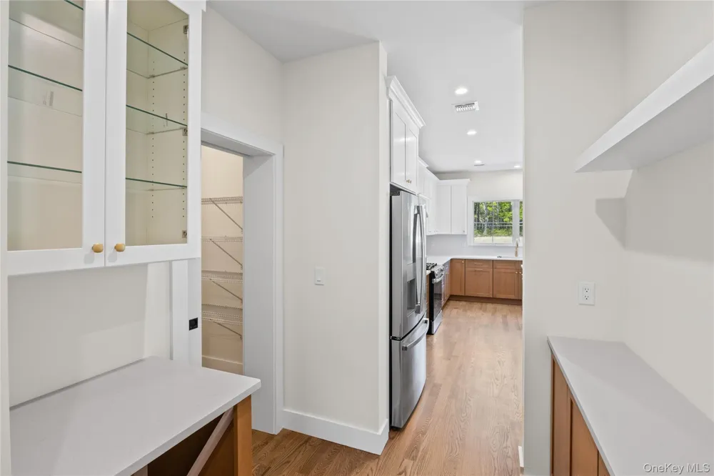 5 Jersey Avenue Miller Place, NY 11764