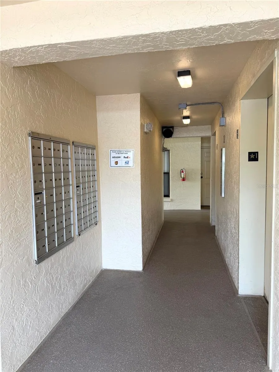 1000 COVE CAY DRIVE #4D Clearwater, FL 33760