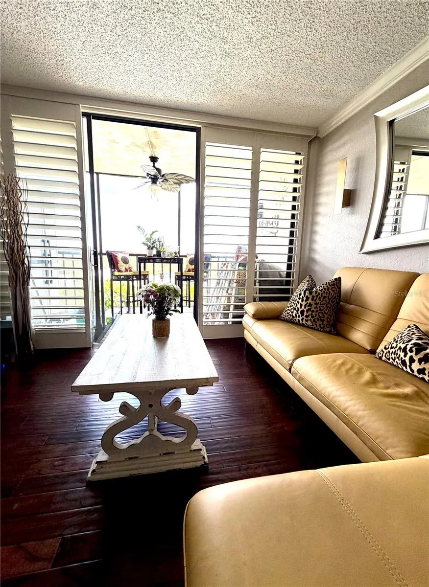 1000 COVE CAY DRIVE #4D Clearwater, FL 33760