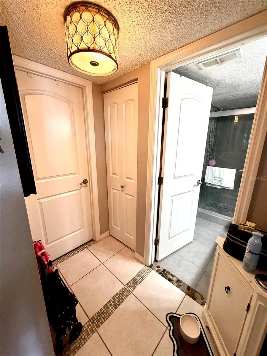 1000 COVE CAY DRIVE #4D Clearwater, FL 33760