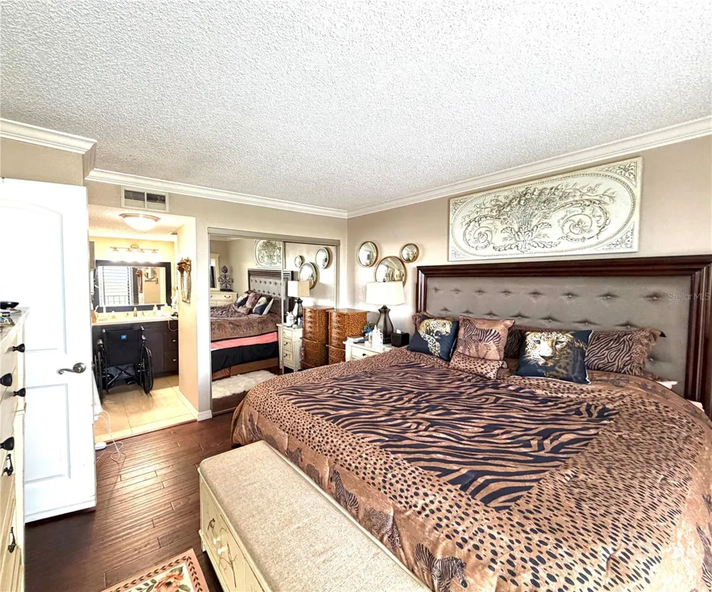 1000 COVE CAY DRIVE #4D Clearwater, FL 33760