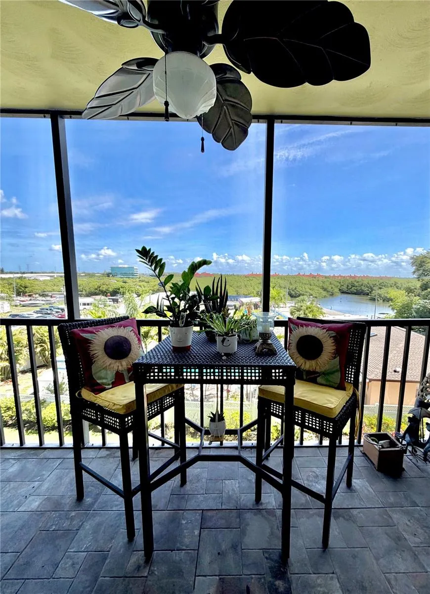 1000 COVE CAY DRIVE #4D Clearwater, FL 33760
