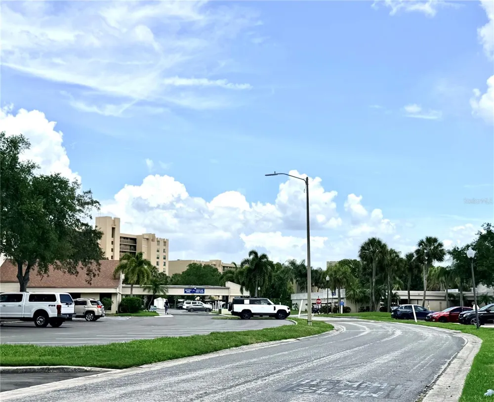 1000 COVE CAY DRIVE #4D Clearwater, FL 33760