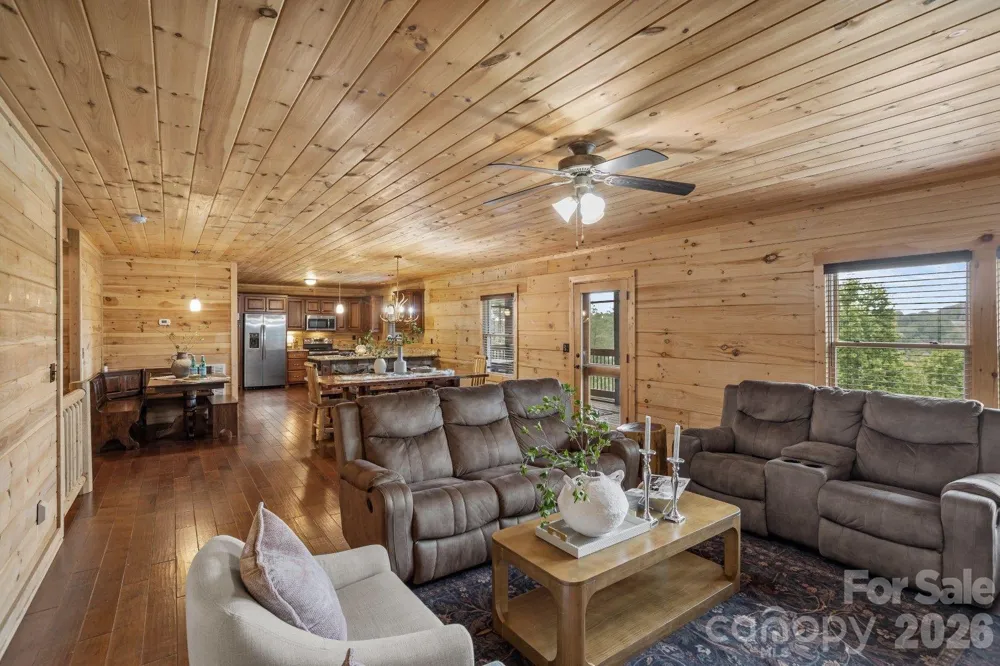 1732 Waters Edge Drive Granite Falls, NC 28630