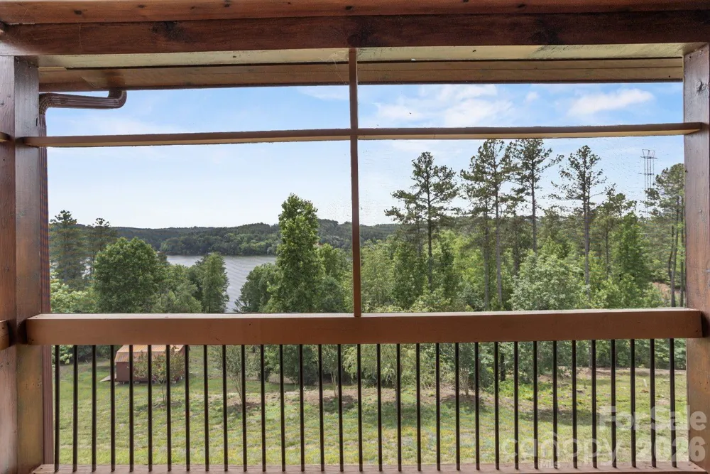 1732 Waters Edge Drive Granite Falls, NC 28630
