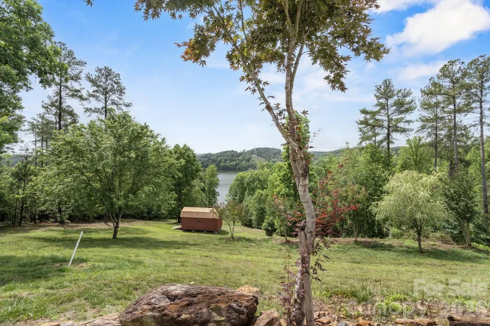 1732 Waters Edge Drive Granite Falls, NC 28630