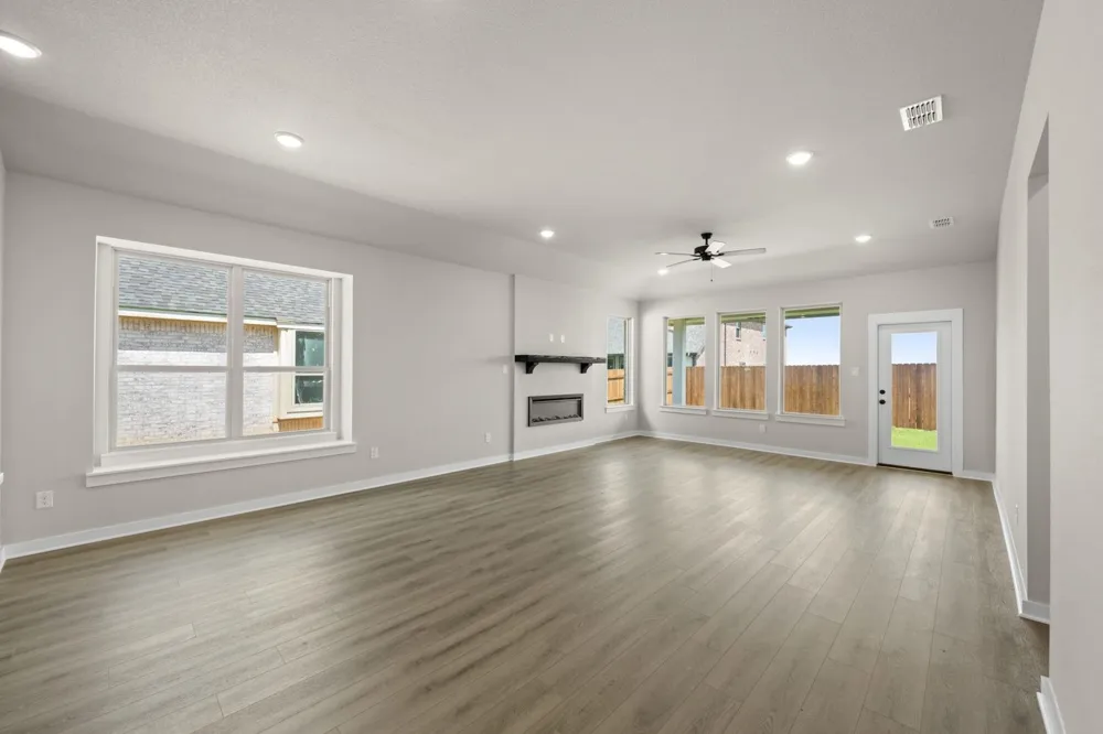 2727 Teton Street Corinth, TX 76210