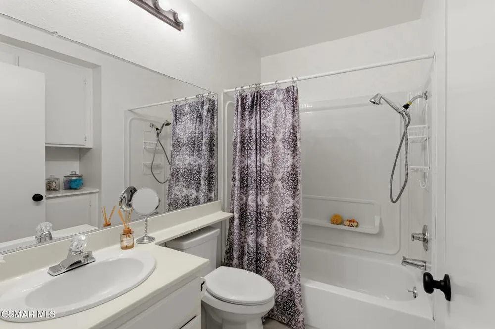 450 Via Colinas Westlake Village, CA 91362