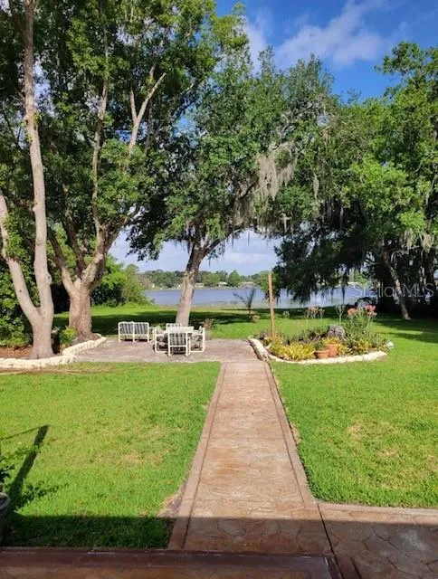 9434 BEAR LAKE ROAD Apopka, FL 32703
