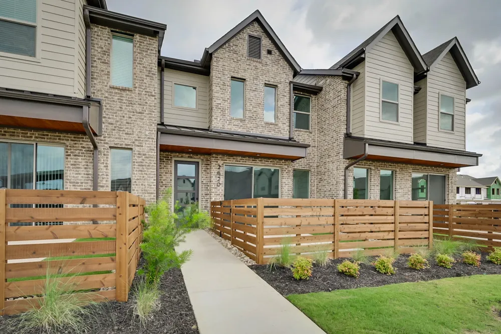 2620 La Cala Drive Grand Prairie, TX 75054