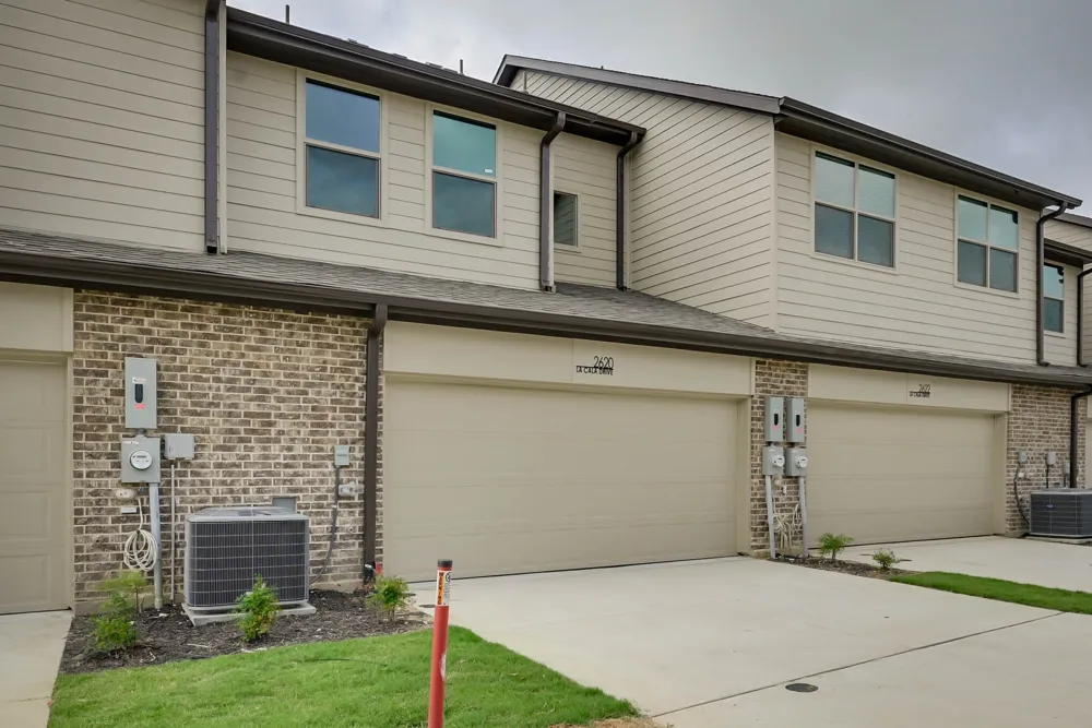 2620 La Cala Drive Grand Prairie, TX 75054