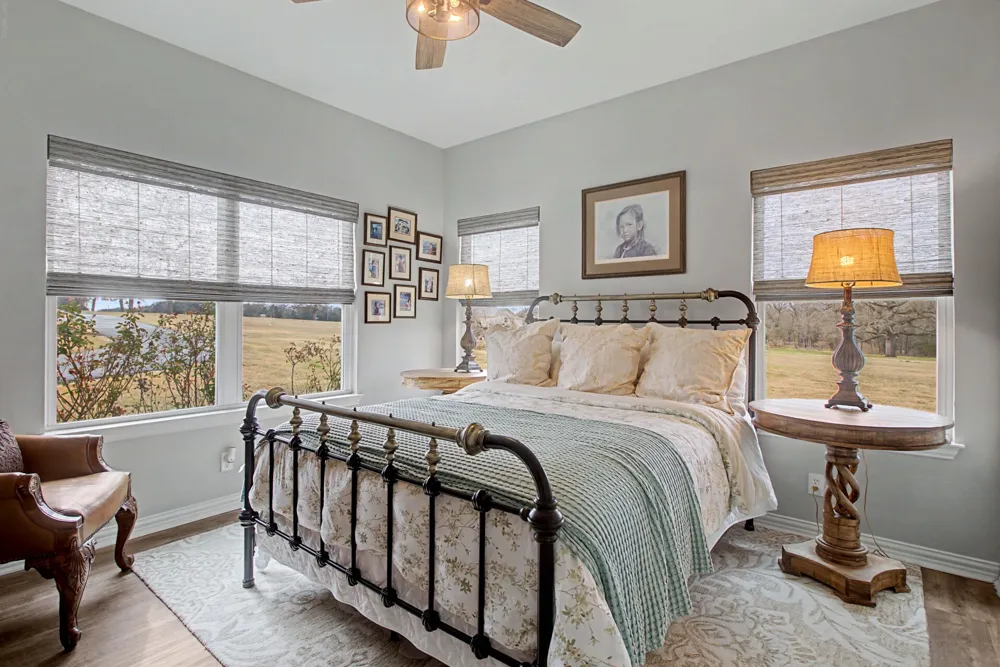 9748 County Road 1200 Athens, TX 75751
