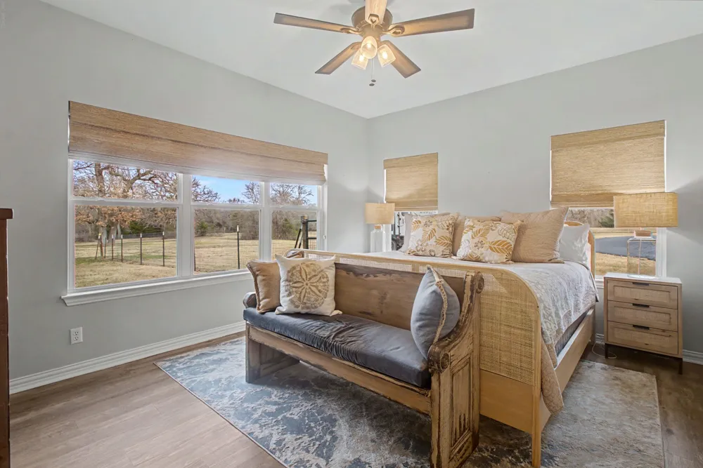 9748 County Road 1200 Athens, TX 75751