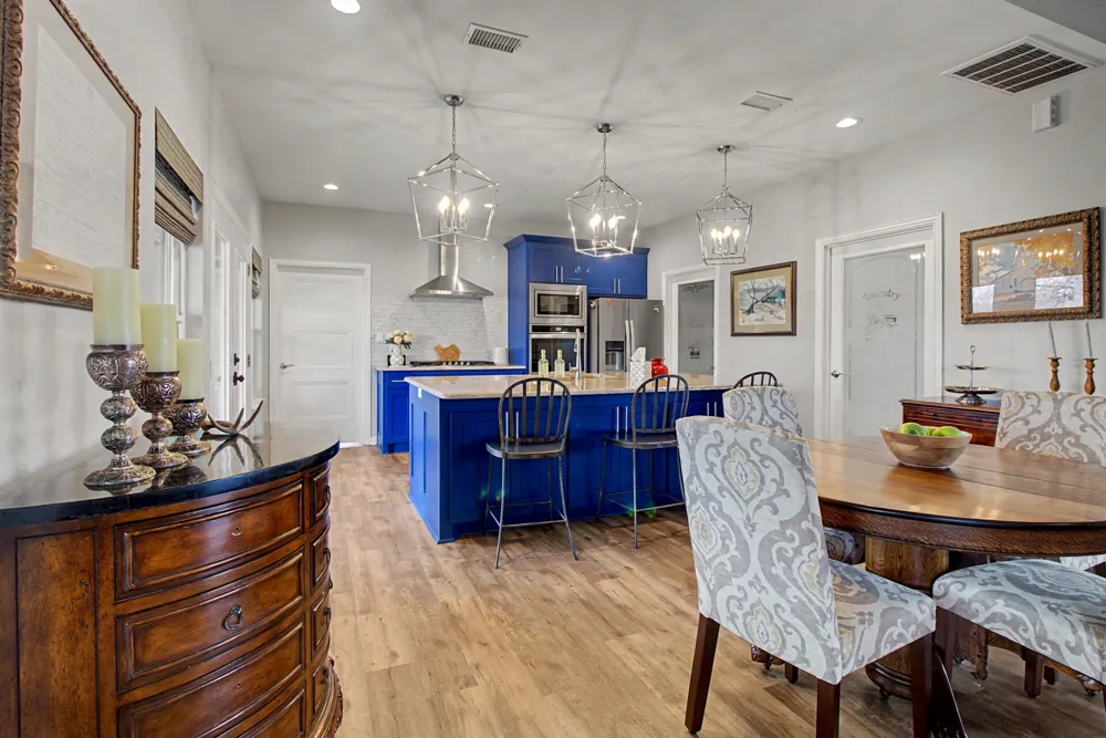9748 County Road 1200 Athens, TX 75751