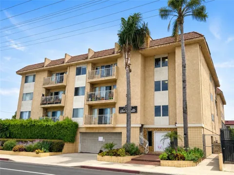 1311 S Grand Avenue #18