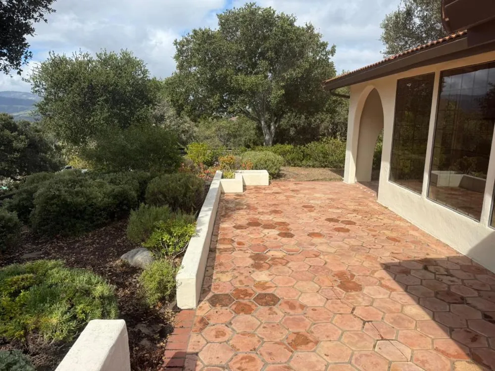 11585 Mccarthy Road Carmel Valley, CA 93924