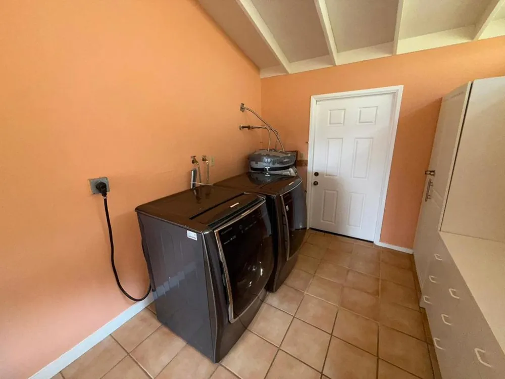 11585 Mccarthy Road Carmel Valley, CA 93924
