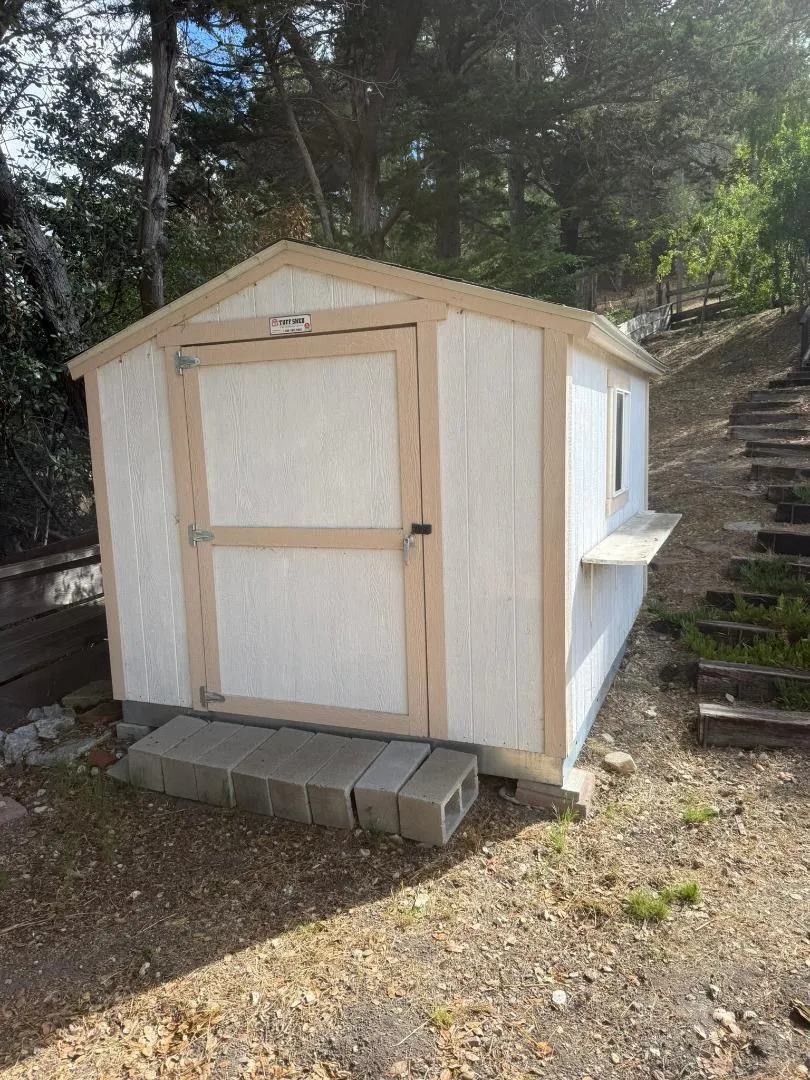11585 Mccarthy Road Carmel Valley, CA 93924