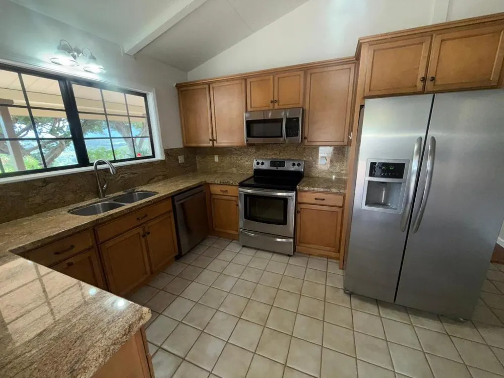 11585 Mccarthy Road Carmel Valley, CA 93924