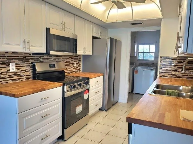 910 SANTA BRIGIDA COURT Punta Gorda, FL 33950