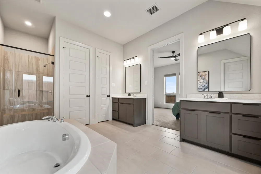121 Tierra Blanca Lane Rhome, TX 76078