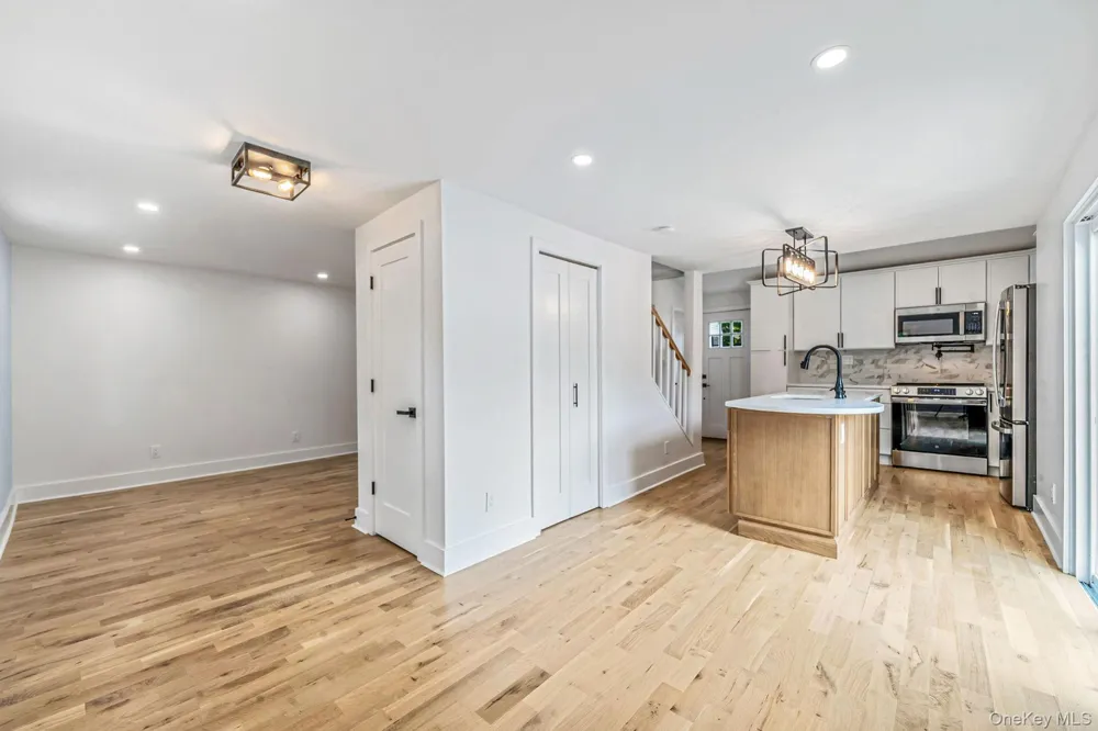 295 Cuba Hill Road Huntington, NY 11743