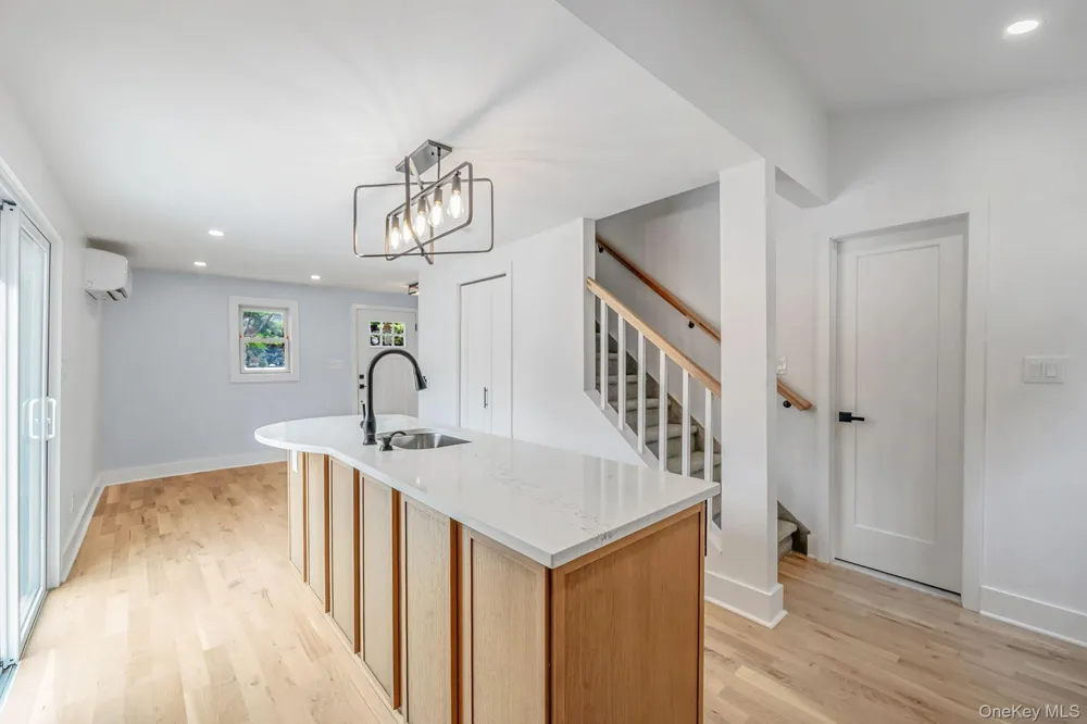 295 Cuba Hill Road Huntington, NY 11743