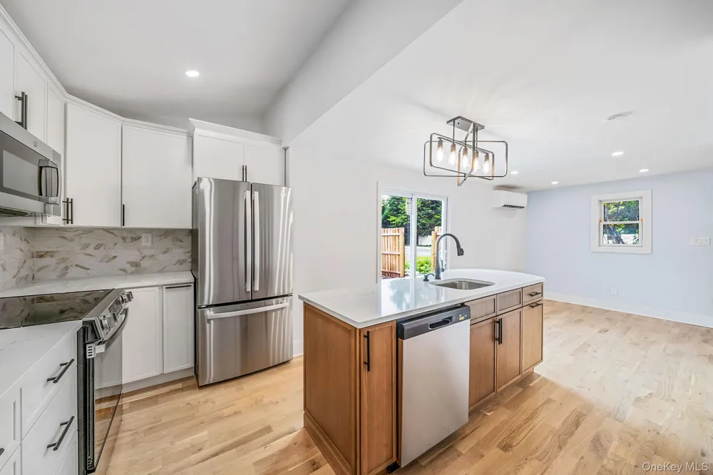 295 Cuba Hill Road Huntington, NY 11743