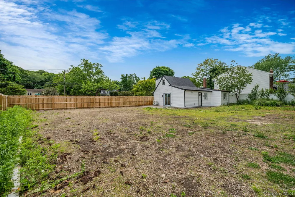 295 Cuba Hill Road Huntington, NY 11743